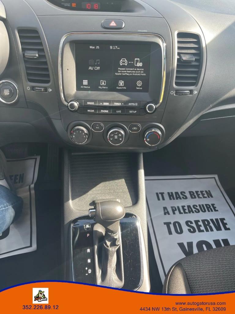 2017 Kia Forte5 LX - Photo 7