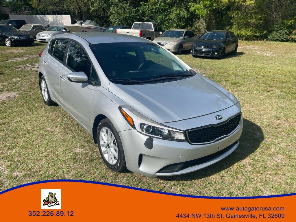 2017 Kia Forte LX AT's photo